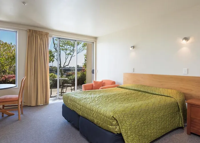 Parkside Motel