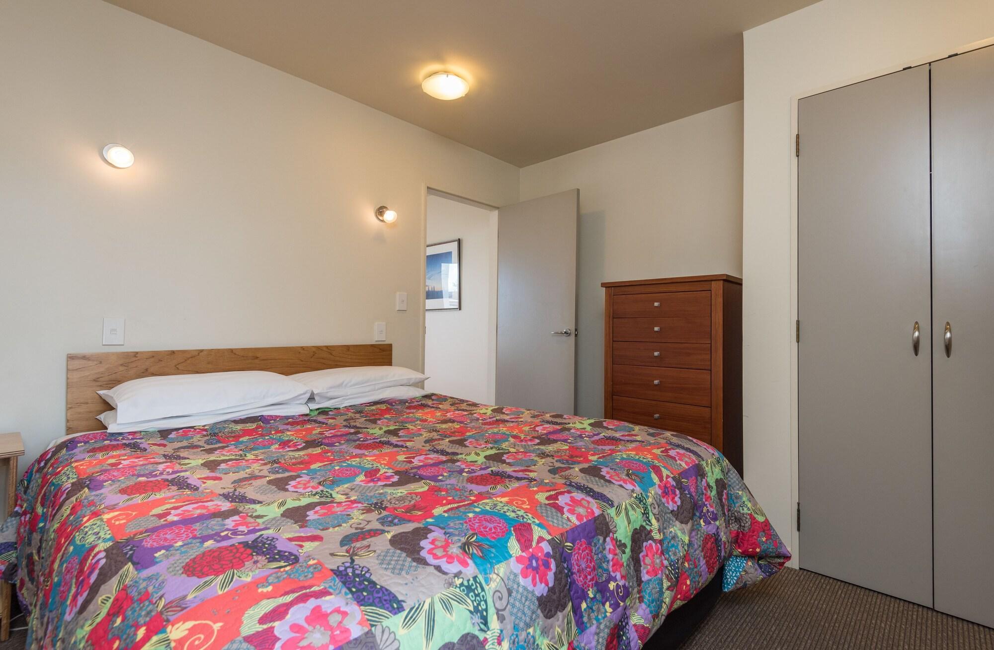 Parkside Motel 4*